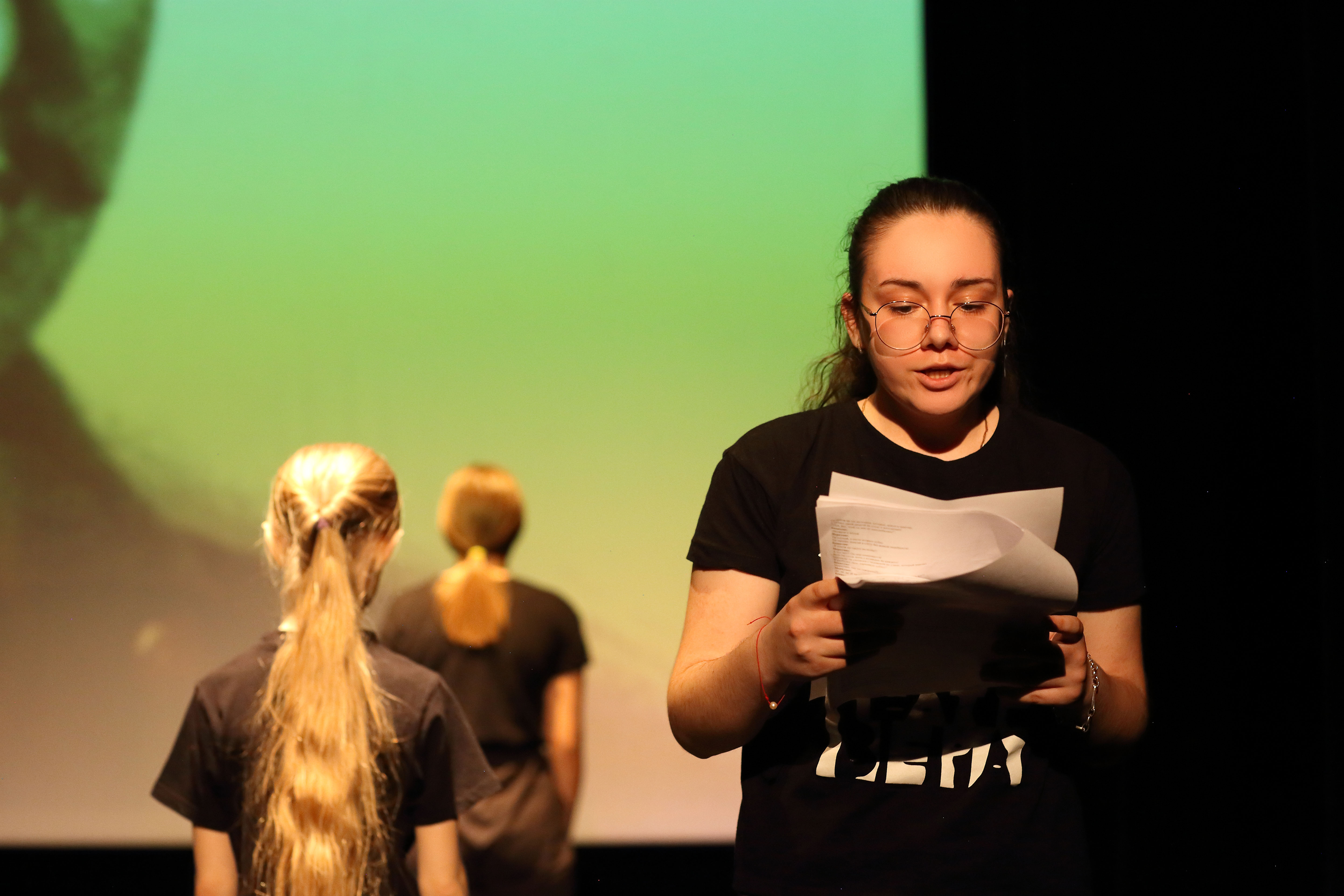 Литературно-театральная студия в театре...